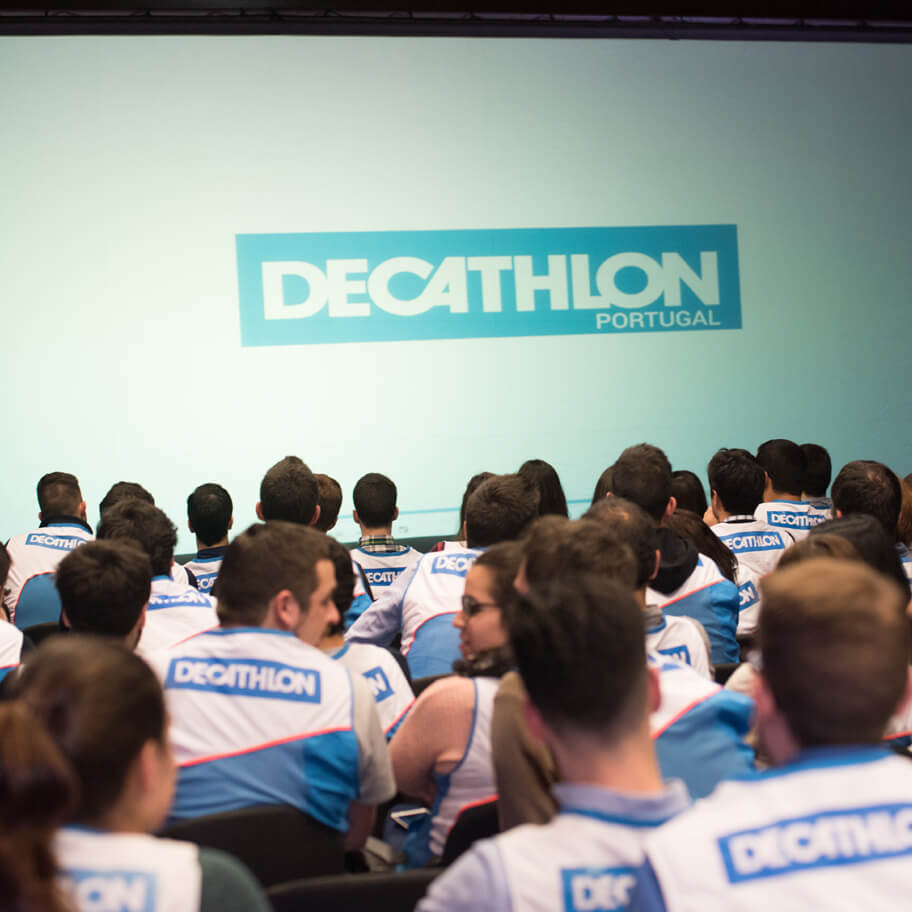 Sala cheia evento partilhar Decathlon Portugal